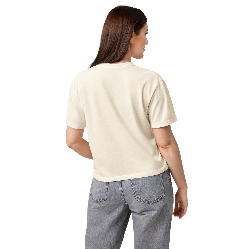 LEGENDARY Women’s Heavyweight Boxy Tee – Sand